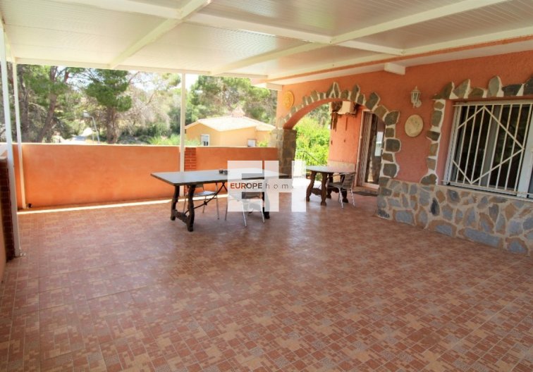 Resale - villa - Torrevieja - Los Balcones 