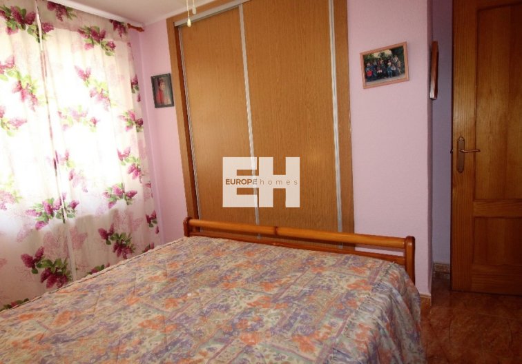 Resale - villa - Torrevieja - Los Balcones 