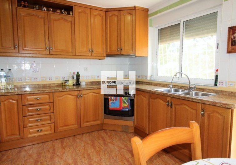 Resale - villa - Torrevieja - Los Balcones 