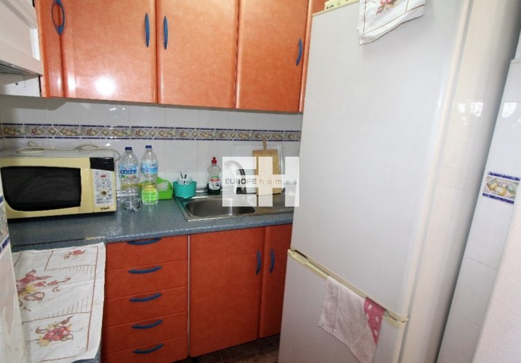 Resale - villa - Torrevieja - Los Balcones 