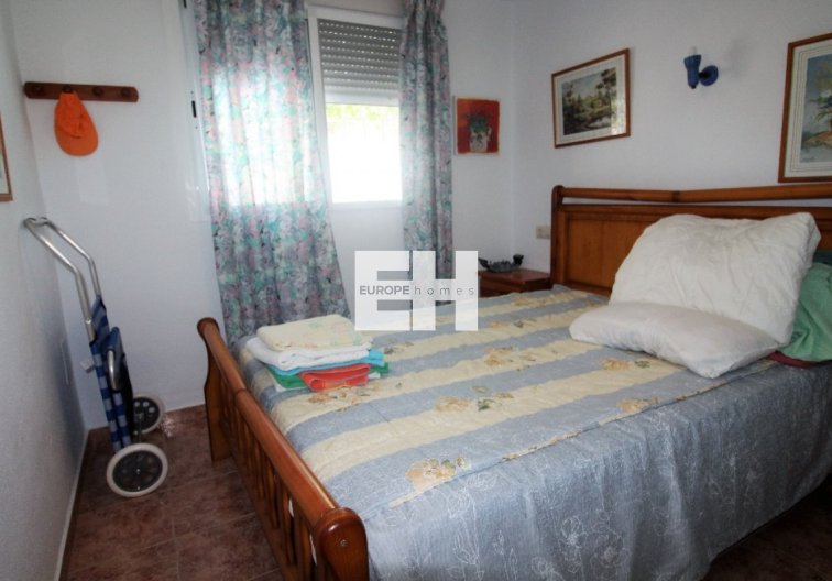 Resale - villa - Torrevieja - Los Balcones 