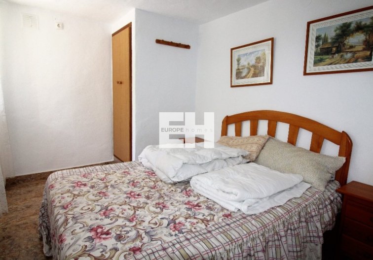Resale - villa - Torrevieja - Los Balcones 