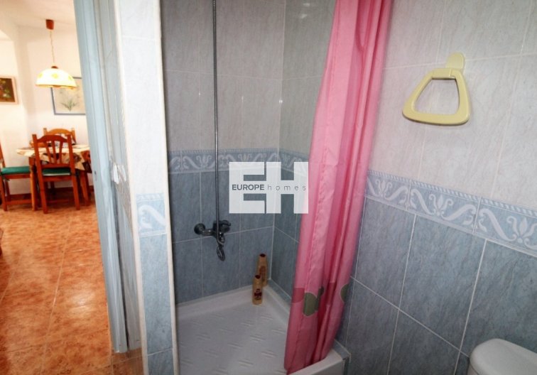 Resale - villa - Torrevieja - Los Balcones 