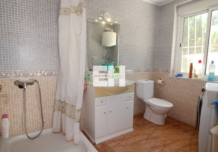 Resale - villa - Torrevieja - Los Balcones 