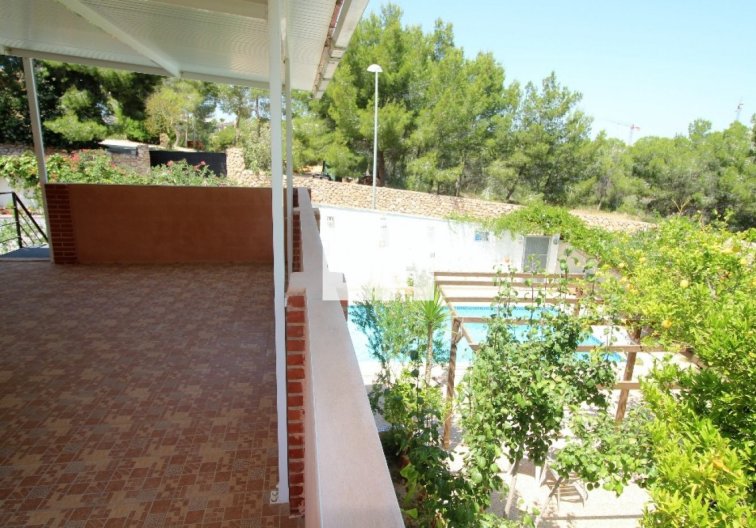 Resale - villa - Torrevieja - Los Balcones 