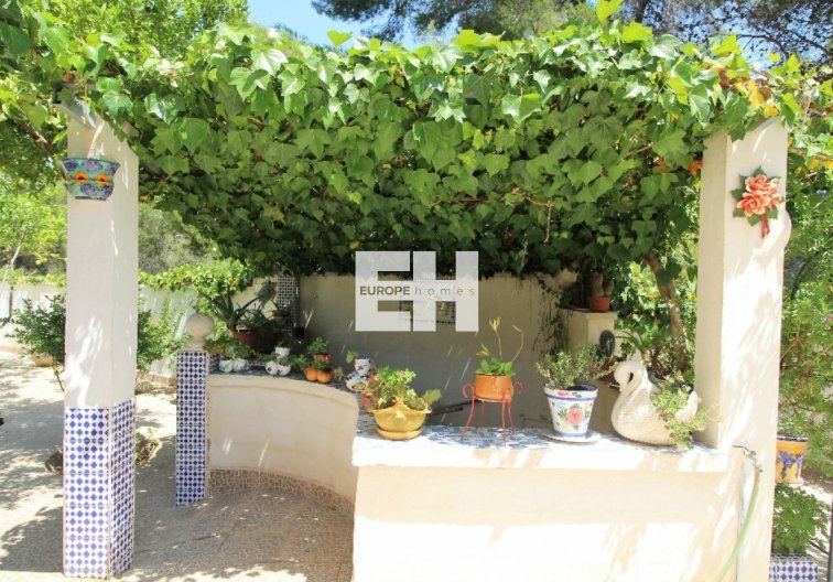 Resale - villa - Torrevieja - Los Balcones 