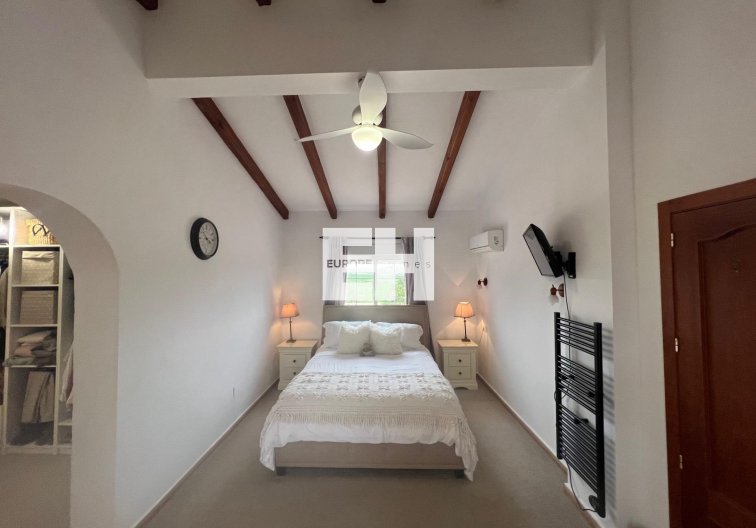 Herverkoop - Finca - Dolores - Comunidad Valenciana