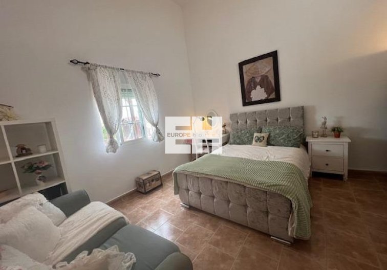 Herverkoop - Finca - Dolores - Comunidad Valenciana