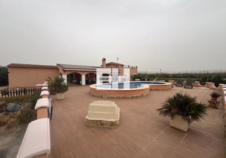 Herverkoop - Finca - Dolores - Comunidad Valenciana