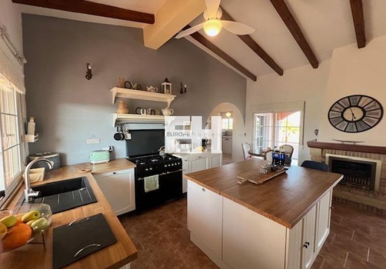 Herverkoop - Finca - Dolores - Comunidad Valenciana