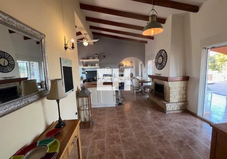 Herverkoop - Finca - Dolores - Comunidad Valenciana