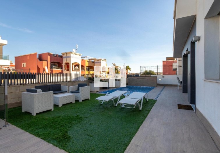 Revente - villa - Orihuela Costa - Costa Blanca