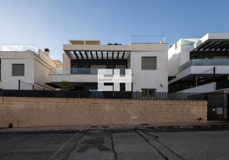 Revente - villa - Orihuela Costa - Costa Blanca