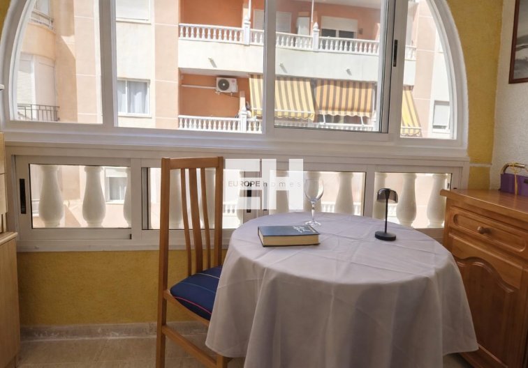 Resale - Apartment - Torrevieja - Habaneras