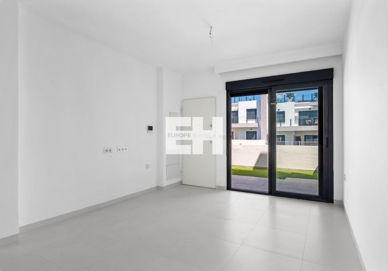Resale - Apartment - San Miguel de Salinas - Inland