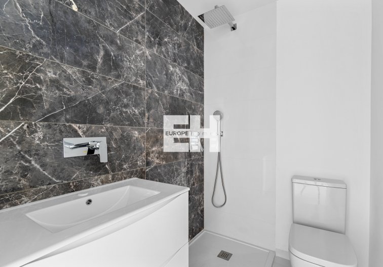 Resale - Apartment - San Miguel de Salinas - Inland