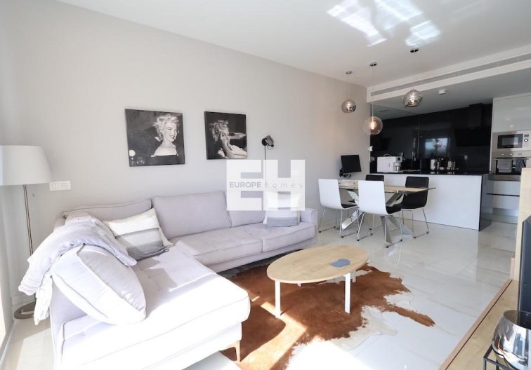 Resale - Apartment - Orihuela Costa - Costa Blanca