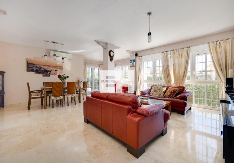 Segunda mano - villa - Orihuela Costa - Costa Blanca