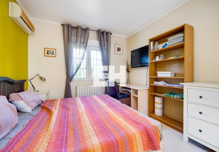 Segunda mano - villa - Orihuela Costa - Costa Blanca