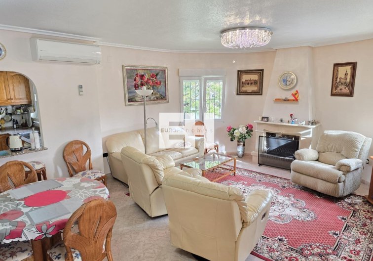 Herverkoop - villa - Orihuela Costa - Playa Flamenca