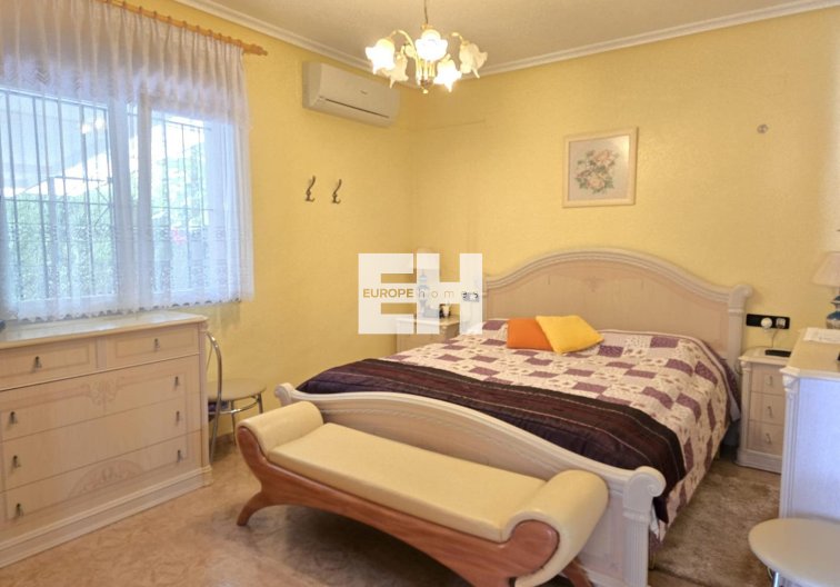 Herverkoop - villa - Orihuela Costa - Playa Flamenca