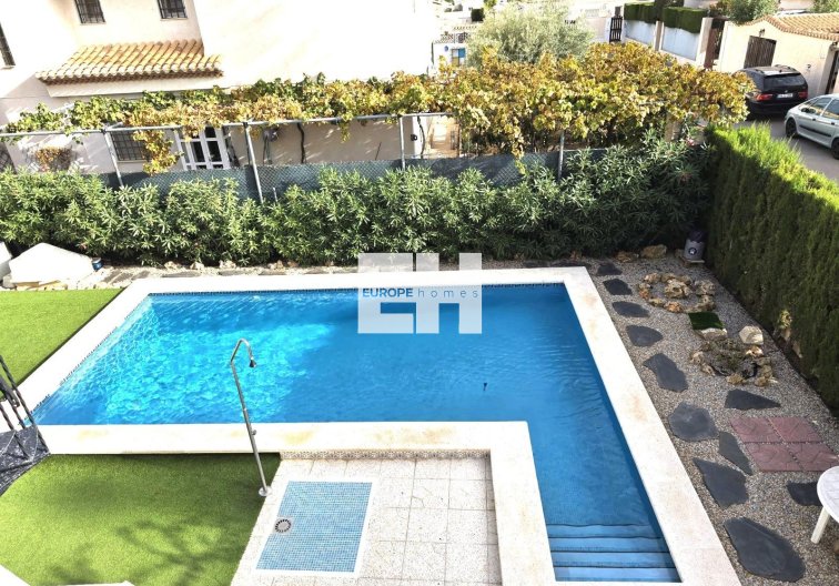 Herverkoop - villa - Orihuela Costa - Playa Flamenca