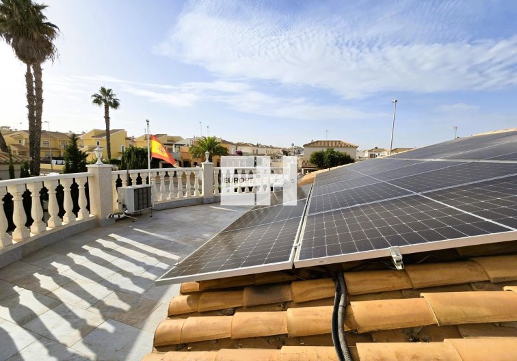 Herverkoop - villa - Orihuela Costa - Playa Flamenca