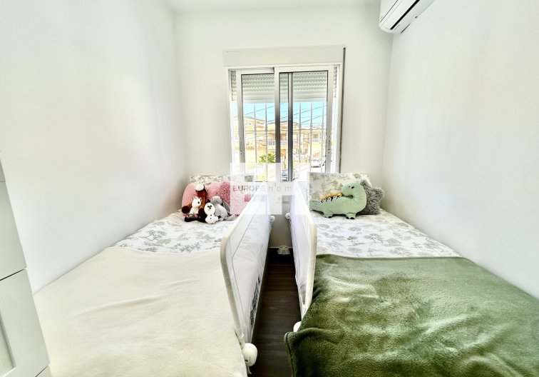 Revente - villa - Villamartin - Costa Blanca