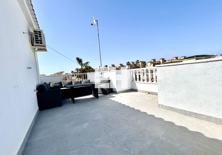 Revente - villa - Villamartin - Costa Blanca