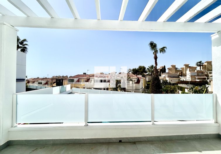 Revente - villa - Villamartin - Costa Blanca