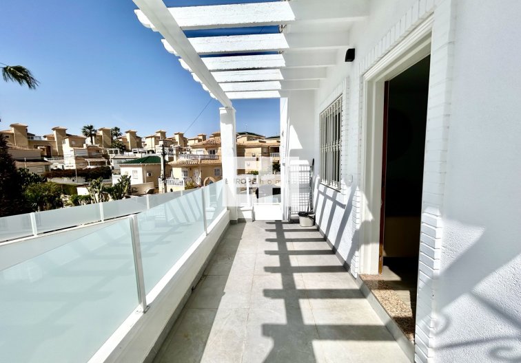 Revente - villa - Villamartin - Costa Blanca