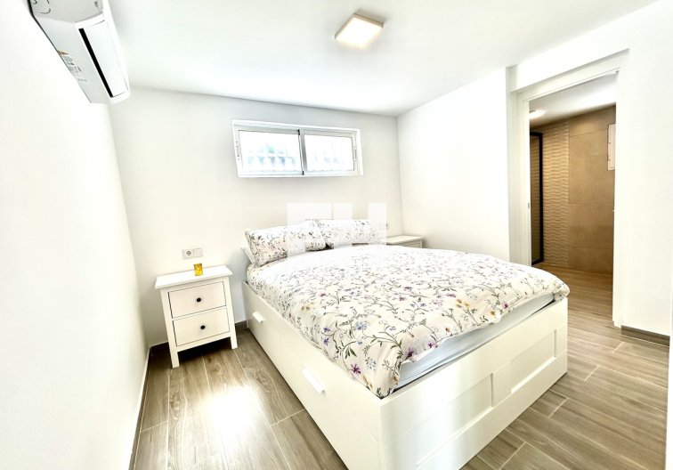 Revente - villa - Villamartin - Costa Blanca