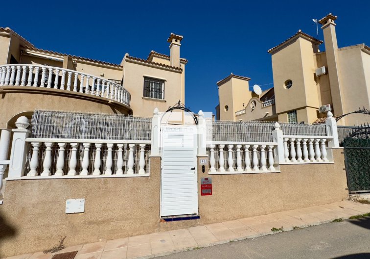Revente - villa - Orihuela Costa - Costa Blanca