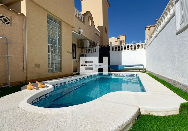 Revente - villa - Orihuela Costa - Costa Blanca