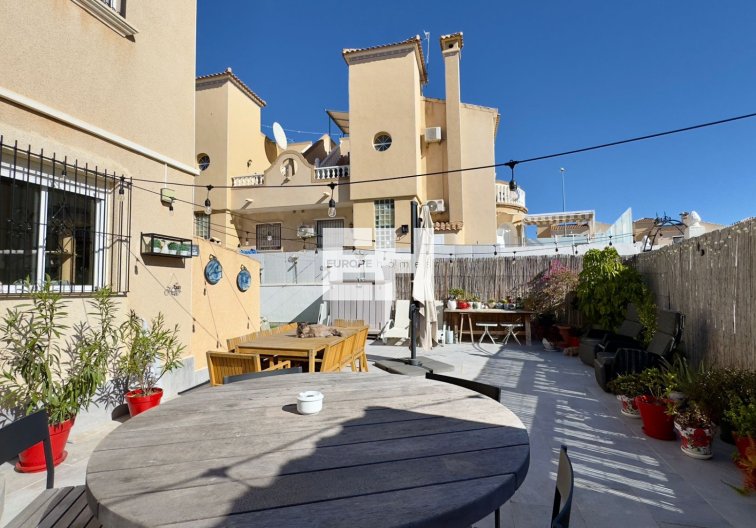 Revente - villa - Orihuela Costa - Costa Blanca