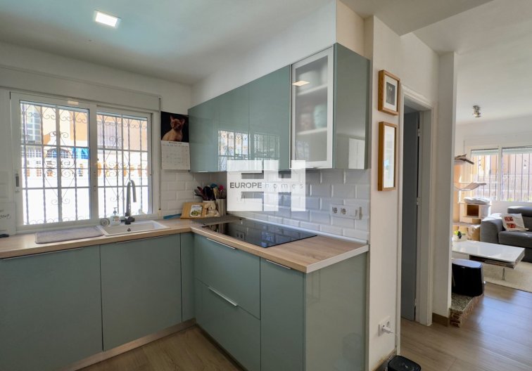 Revente - villa - Orihuela Costa - Costa Blanca