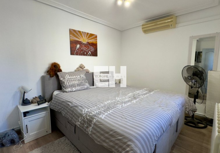 Revente - villa - Orihuela Costa - Costa Blanca