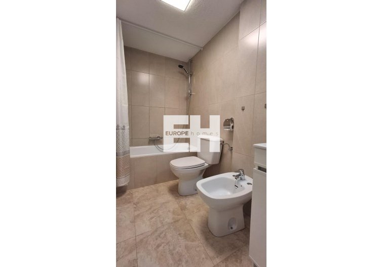 Revente - Appartement - Torrevieja - La Mata Pueblo