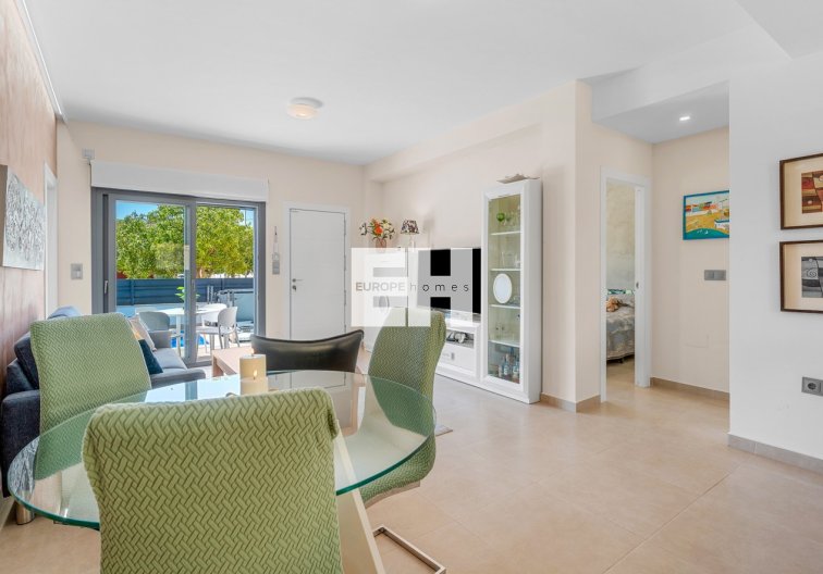 Segunda mano - town house - Formentera del Segura - Costa Blanca