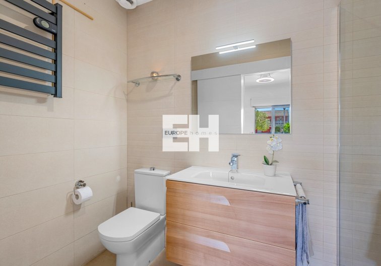 Segunda mano - town house - Formentera del Segura - Costa Blanca