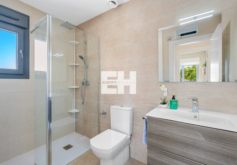 Segunda mano - town house - Formentera del Segura - Costa Blanca