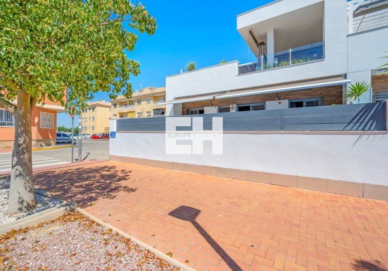 Segunda mano - town house - Formentera del Segura - Costa Blanca