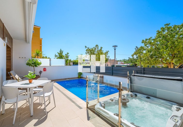 Segunda mano - town house - Formentera del Segura - Costa Blanca