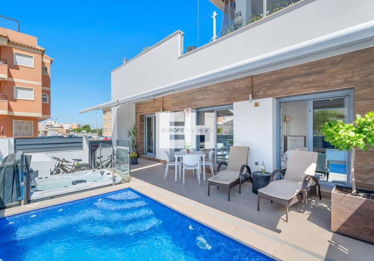 Segunda mano - town house - Formentera del Segura - Costa Blanca