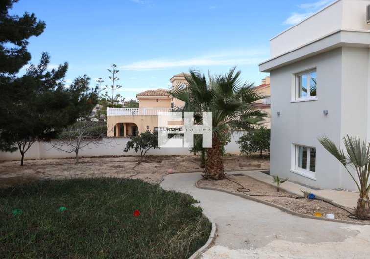 Resale - villa - Ciudad Quesada - Costa Blanca Sur