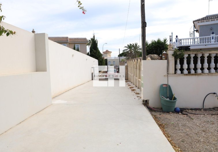 Resale - villa - Ciudad Quesada - Costa Blanca Sur