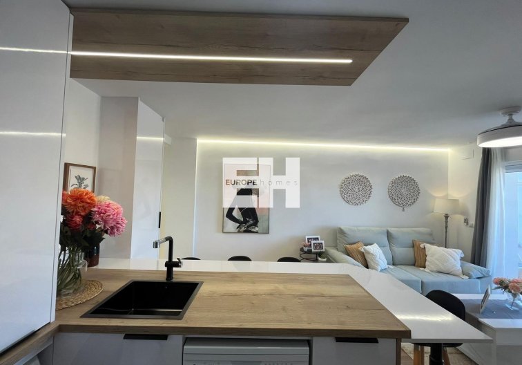 Wiederverkauf - Wohnung - Torrevieja - Punta Prima