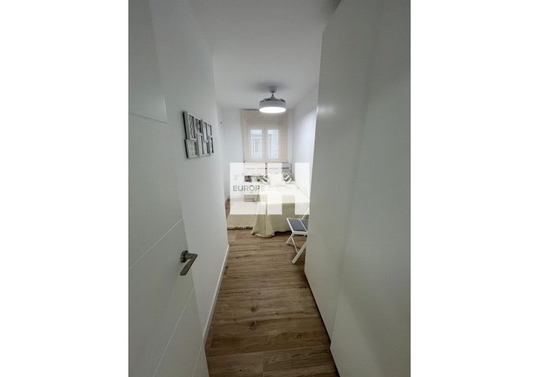 Wiederverkauf - Wohnung - Torrevieja - Punta Prima