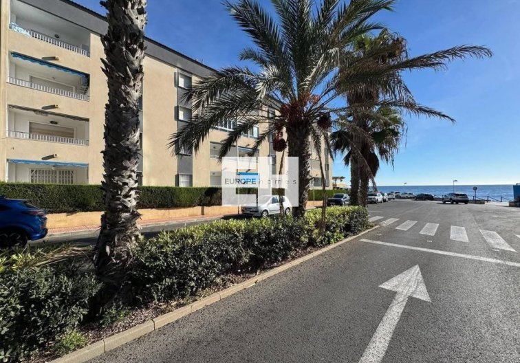 Wiederverkauf - Wohnung - Torrevieja - Punta Prima