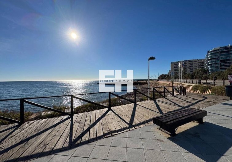 Wiederverkauf - Wohnung - Torrevieja - Punta Prima